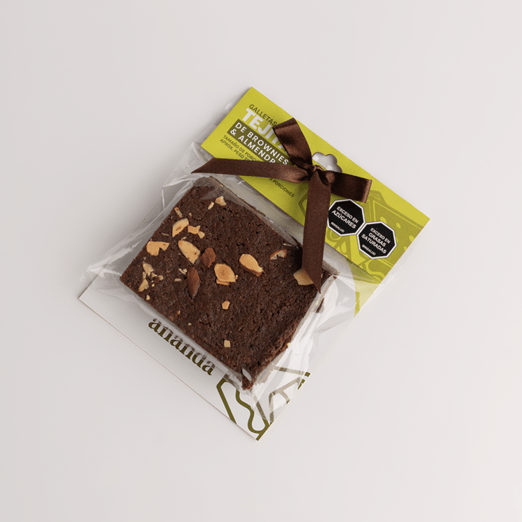 Tejitas de Brownie y Almendra